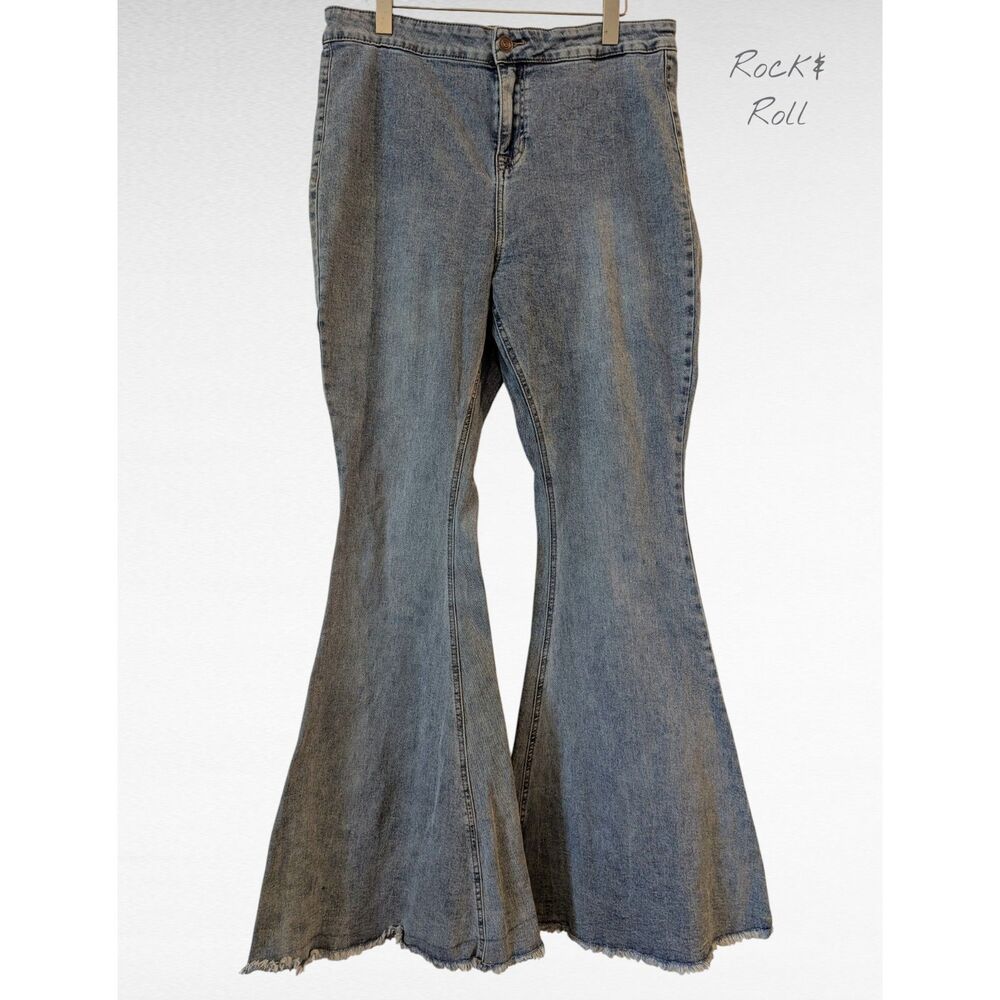 Rock&Roll Denim bell-bottom/flare/wide legs lighwash jeans  Sz 36x34